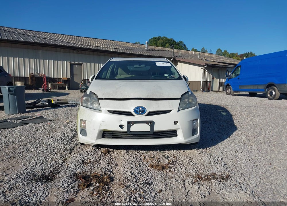 2011 TOYOTA PRIUS TWO VIN: JTDKN3DU0B0276626