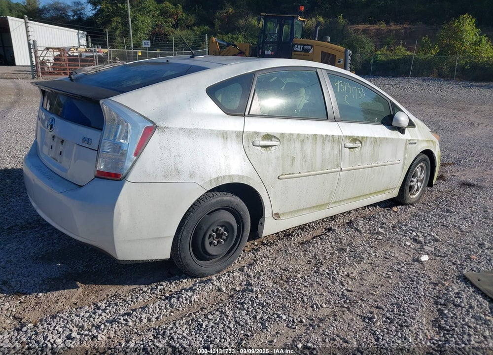 2011 TOYOTA PRIUS TWO VIN: JTDKN3DU0B0276626