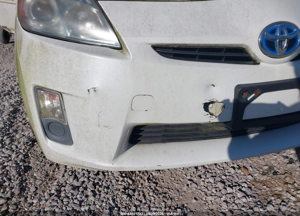 2011 TOYOTA PRIUS TWO VIN: JTDKN3DU0B0276626