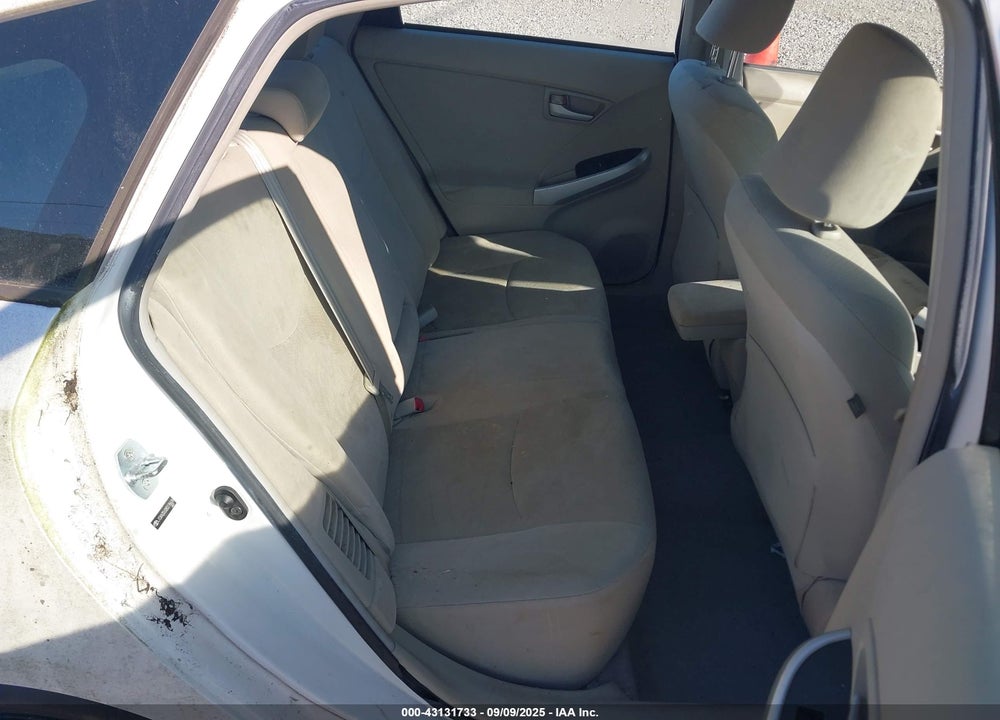 2011 TOYOTA PRIUS TWO VIN: JTDKN3DU0B0276626