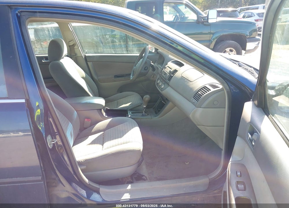 2005 TOYOTA CAMRY LE VIN: 4T1BE32K05U020996
