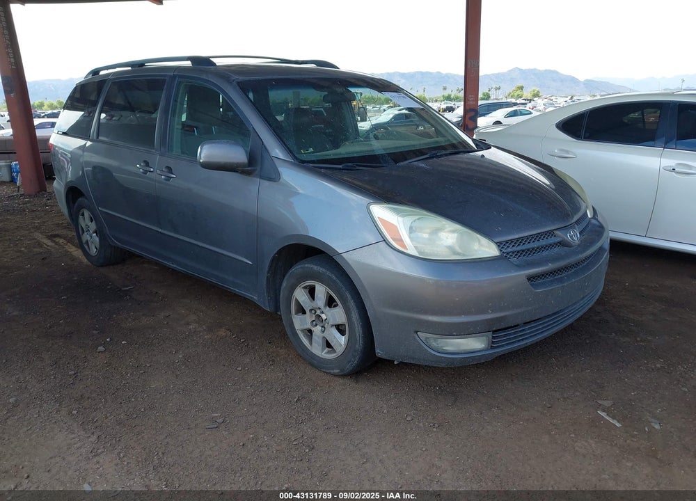 2004 TOYOTA SIENNA XLE VIN: 5TDZA22C84S052843