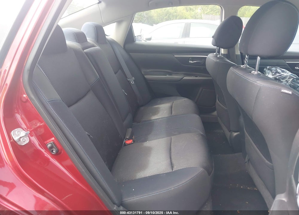 2016 NISSAN ALTIMA VIN: 1N4AL3AP3GC190285