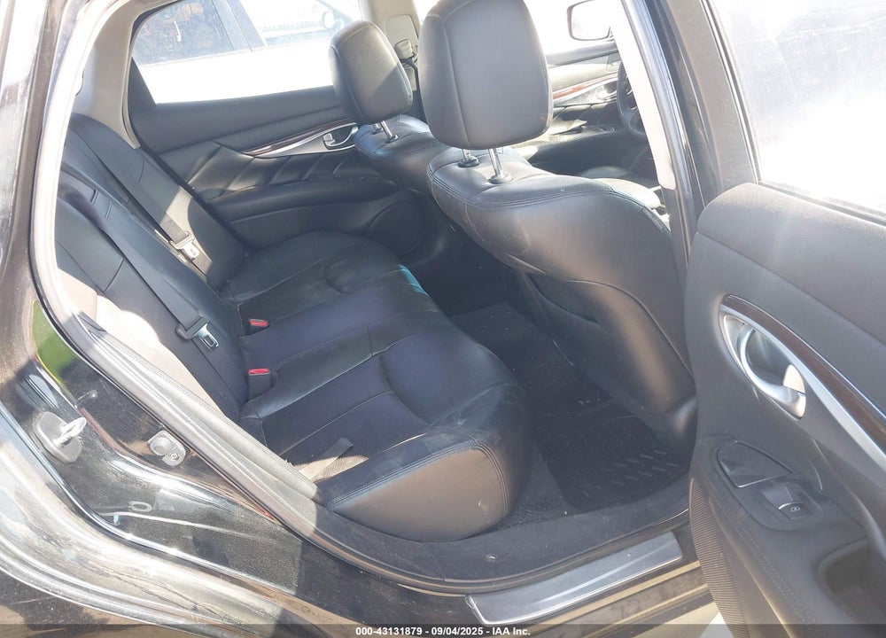 2011 INFINITI M37 VIN: JN1BY1AR9BM375212