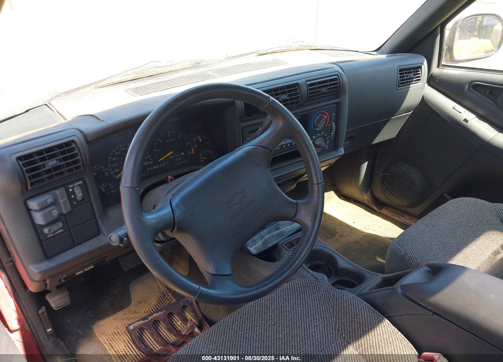 1997 CHEVROLET S-10 FLEETSIDE VIN: 1GCCS14W3V8206031