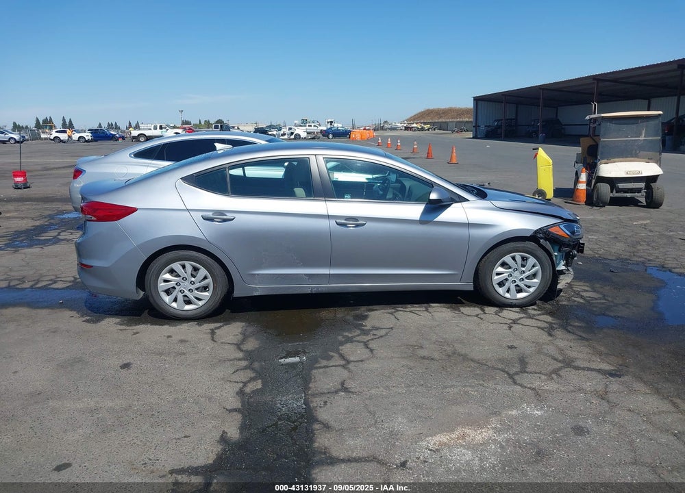2017 HYUNDAI ELANTRA SE VIN: 5NPD74LF6HH095487