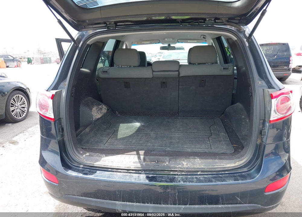 2011 HYUNDAI SANTA FE VIN: 5XYZG3AB2BG063764