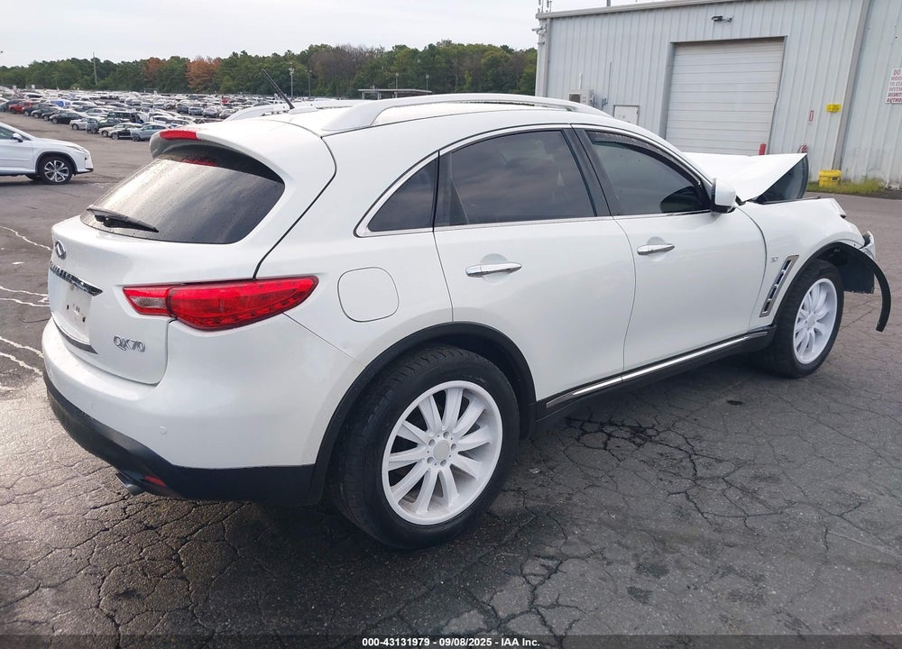 2017 INFINITI QX70 VIN: JN8CS1MW5HM414072