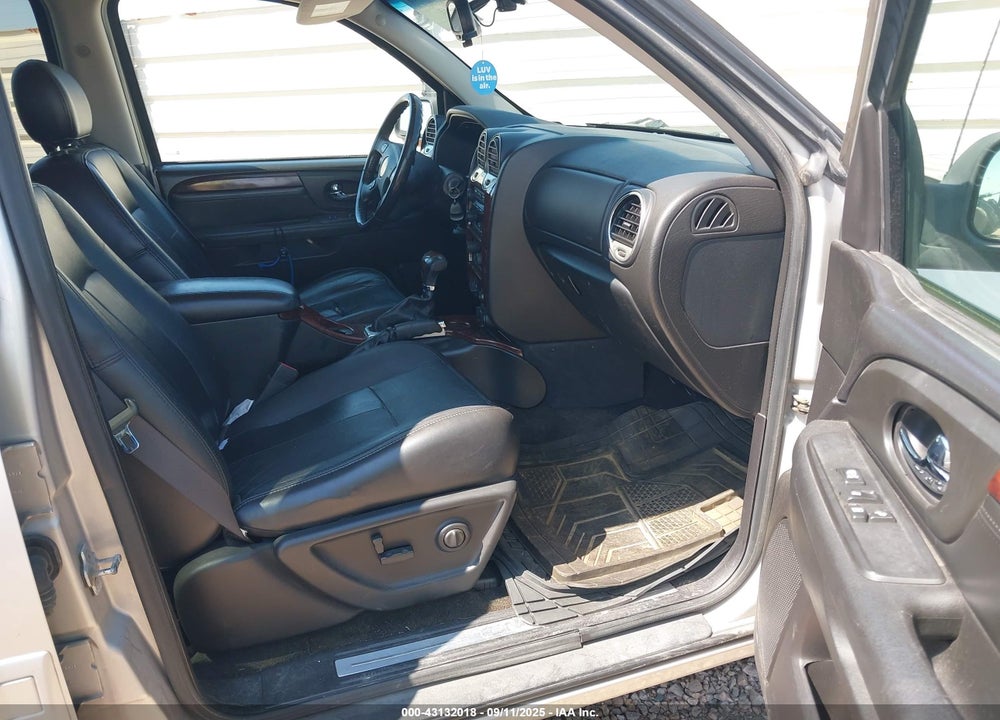 2005 GMC ENVOY SLT VIN: 1GKDT13S852246967