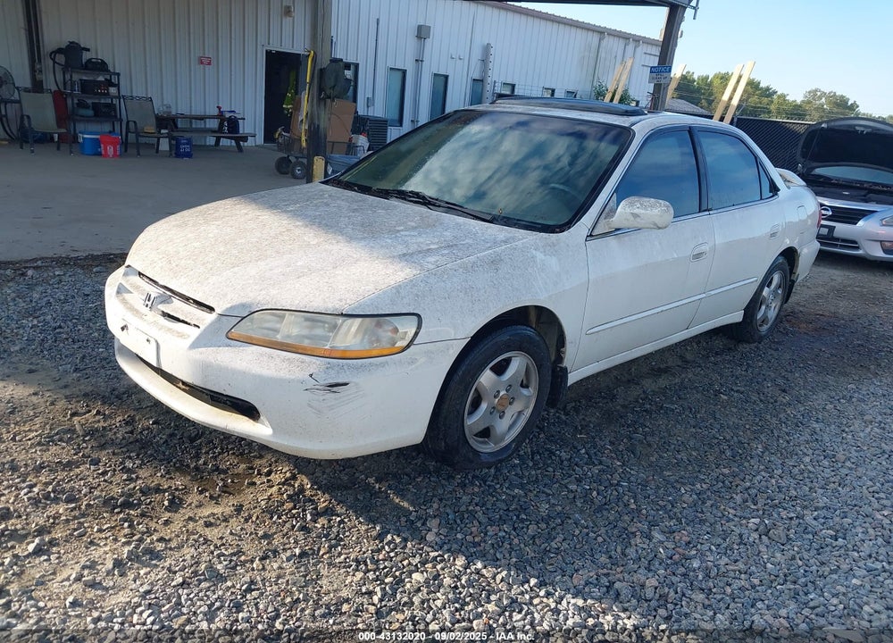 1998 HONDA ACCORD EX V6 VIN: 1HGCG1652WA013127