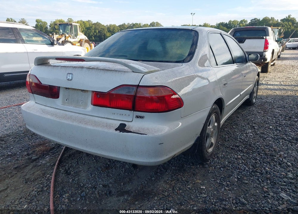 1998 HONDA ACCORD EX V6 VIN: 1HGCG1652WA013127