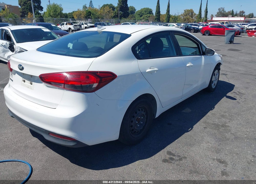 2017 KIA FORTE LX VIN: 3KPFK4A79HE077038