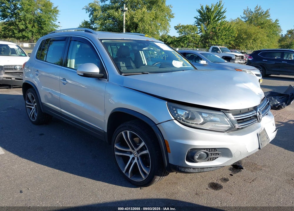 2012 VOLKSWAGEN TIGUAN VIN: WVGBV7AX6CW586747