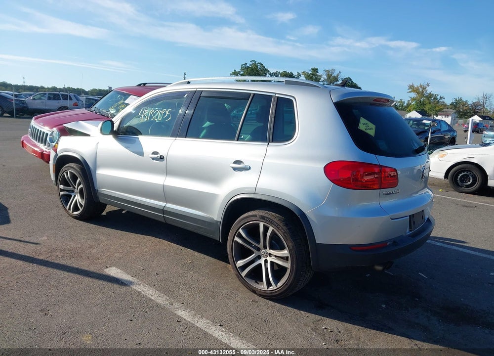 2012 VOLKSWAGEN TIGUAN VIN: WVGBV7AX6CW586747