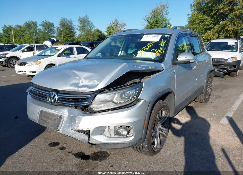 2012 VOLKSWAGEN TIGUAN VIN: WVGBV7AX6CW586747