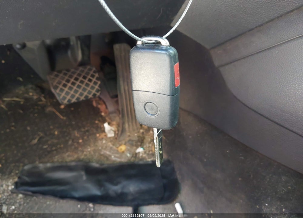 2011 VOLKSWAGEN JETTA VIN: 3VWLL7AJ5BM033710