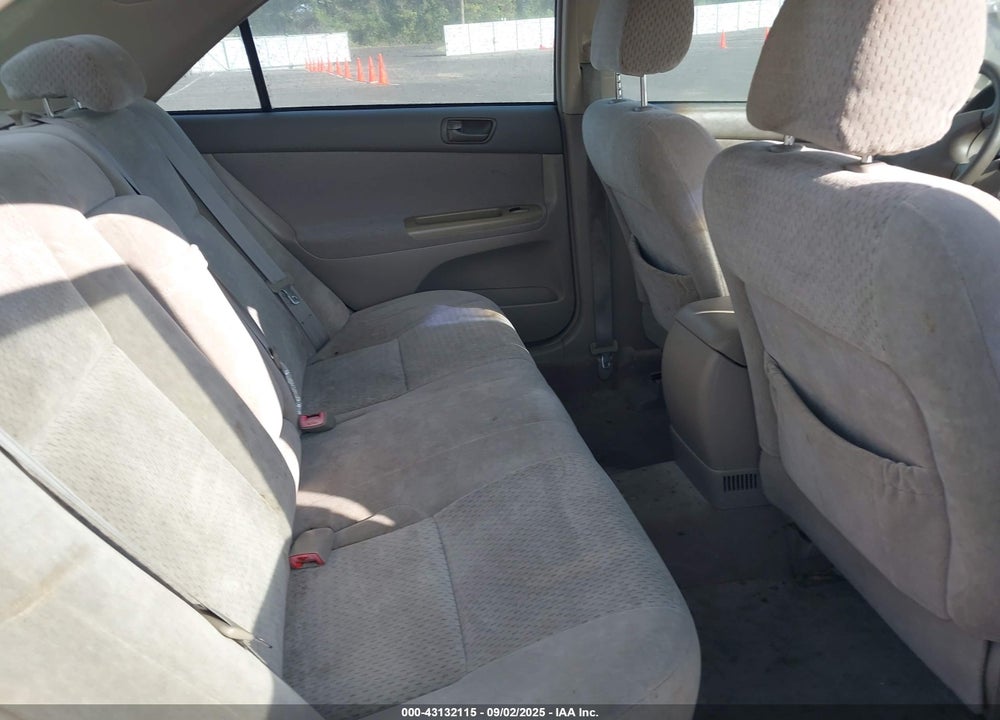 2004 TOYOTA CAMRY LE VIN: 4T1BE32K14U324837