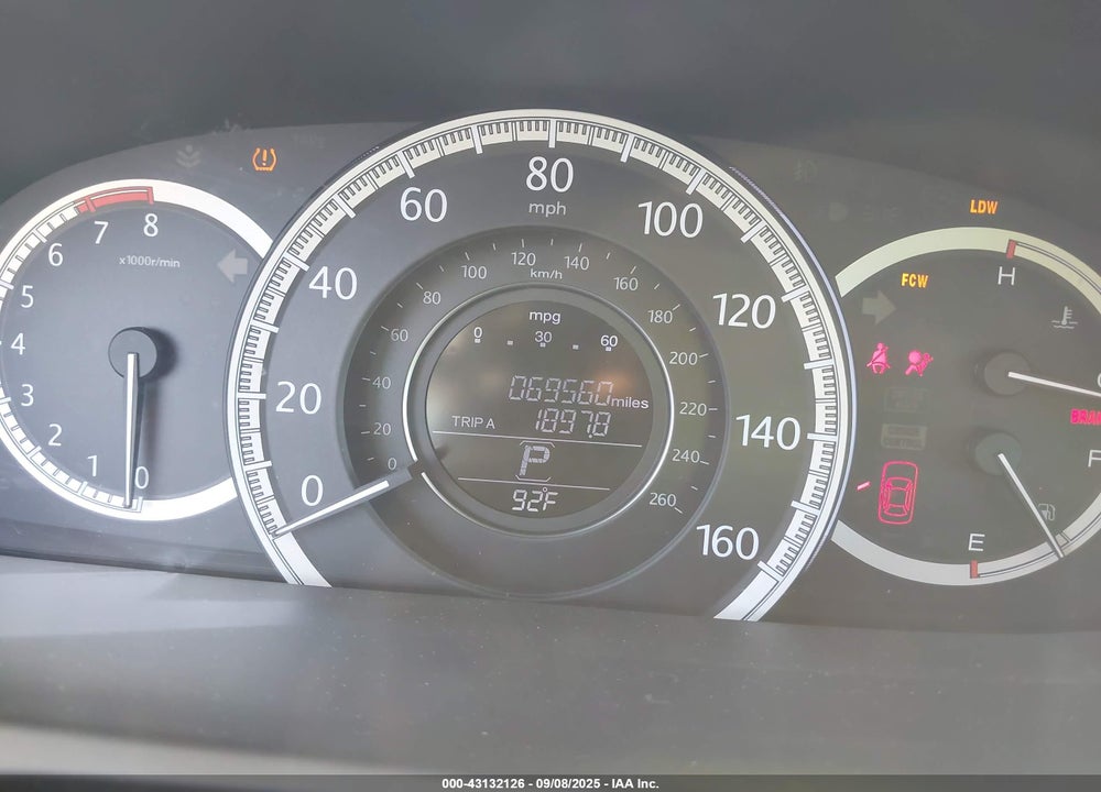 2015 HONDA ACCORD VIN: 1HGCR3F8XFA037773
