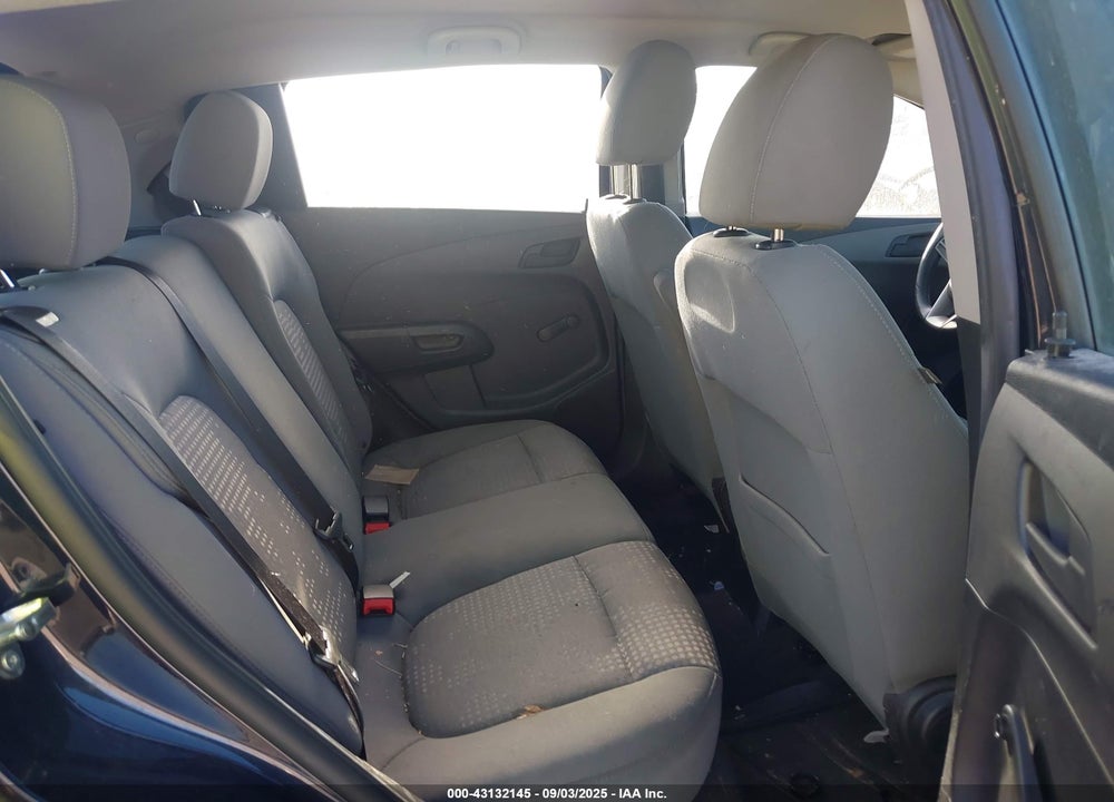 2015 CHEVROLET SONIC VIN: 1G1JA6SH3F4134194