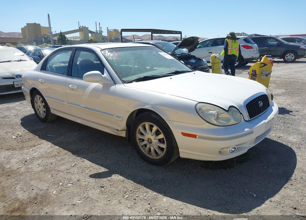 2004 HYUNDAI SONATA GLS/LX VIN: KMHWF35H04A034072