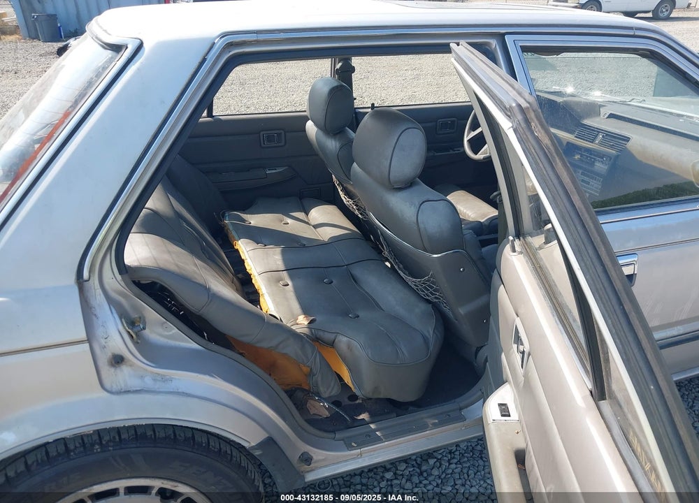 1987 NISSAN MAXIMA VIN: JN1HU11S5HT250179