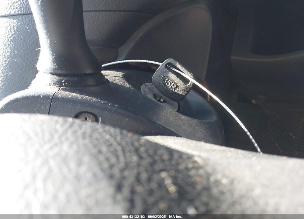 2012 TOYOTA YARIS VIN: JTDBT4K38CL011183