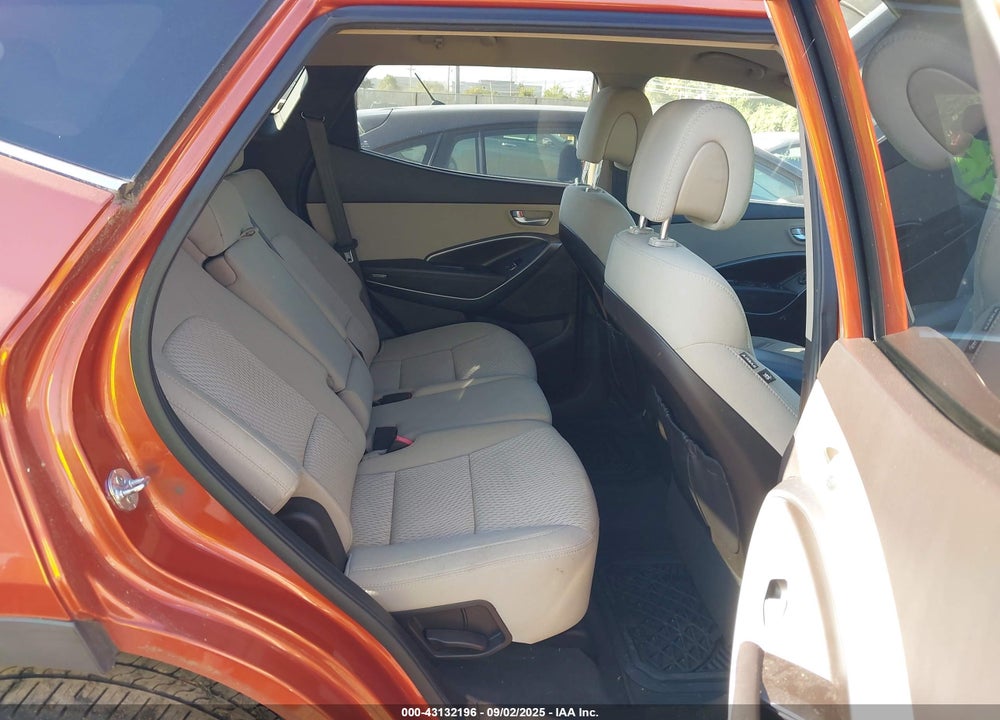 2013 HYUNDAI SANTA FE VIN: 5XYZUDLB8DG101027