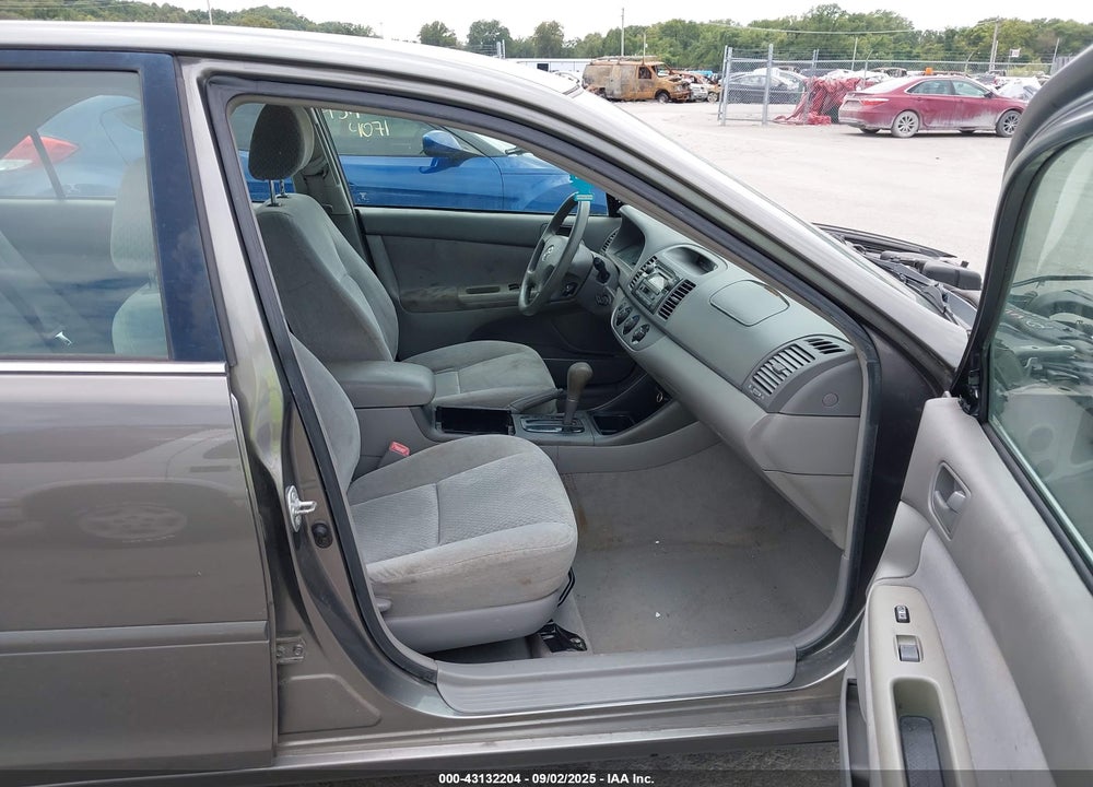 2004 TOYOTA CAMRY LE VIN: 4T1BE32K54U937074