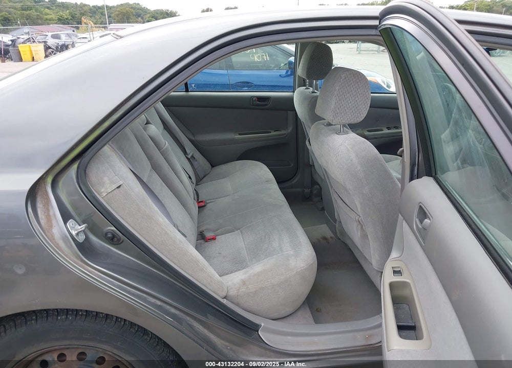 2004 TOYOTA CAMRY LE VIN: 4T1BE32K54U937074