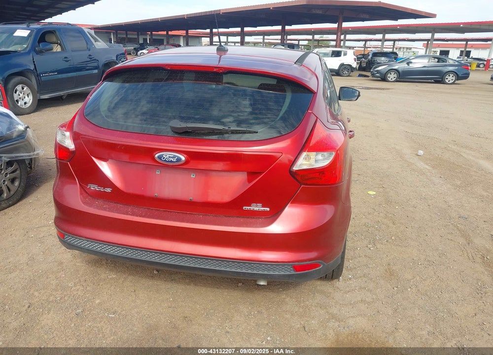 2014 FORD FOCUS SE VIN: 1FADP3K29EL139021