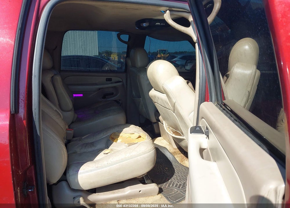 2003 CHEVROLET SUBURBAN 1500 LT VIN: 1GNEC16Z83J315286