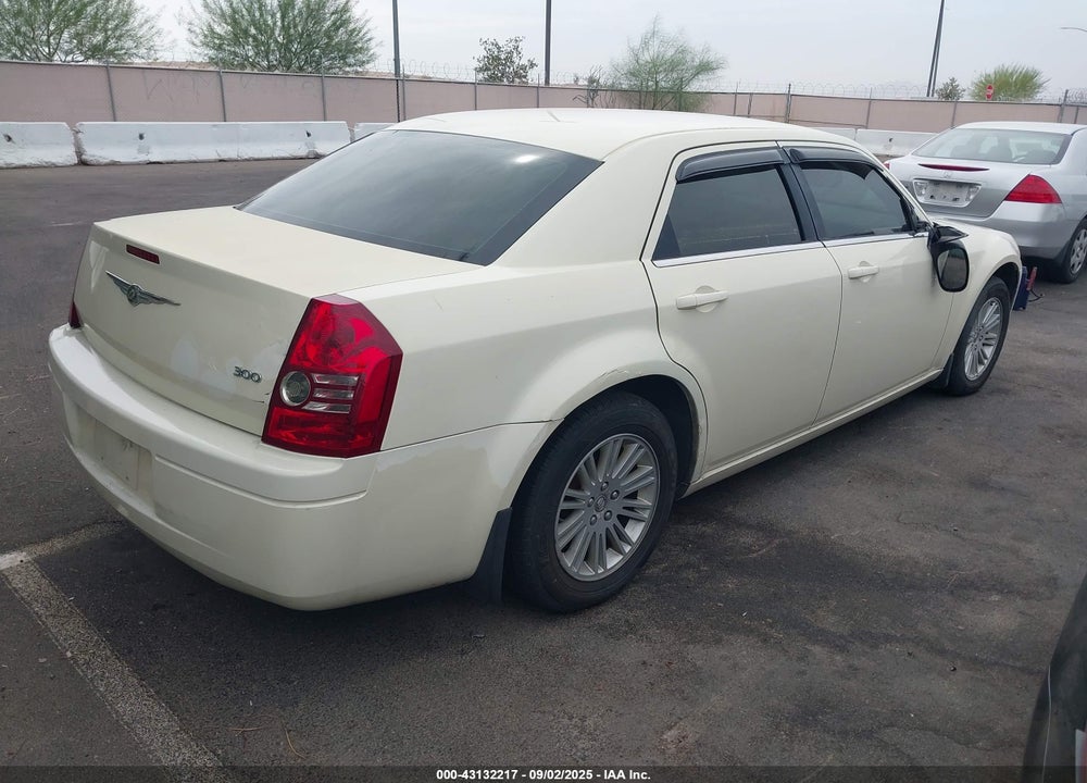 2009 CHRYSLER 300 LX VIN: 2C3KA43D09H519669
