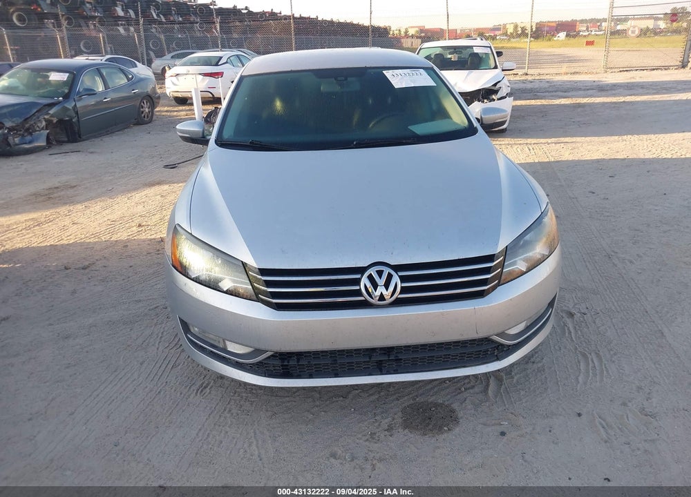 2015 VOLKSWAGEN PASSAT VIN: 1VWAT7A31FC114512