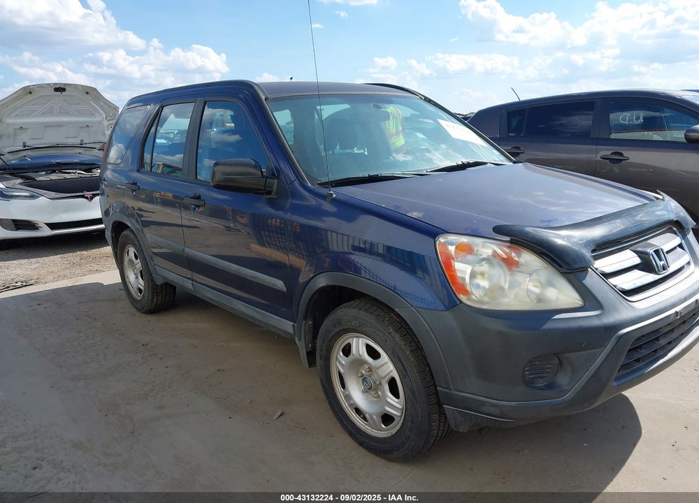 2005 HONDA CR-V LX VIN: SHSRD68565U301839