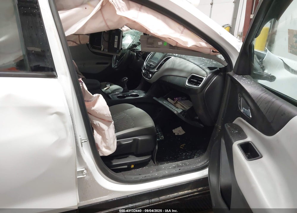 2018 CHEVROLET EQUINOX LS VIN: 2GNAXREV3J6311494