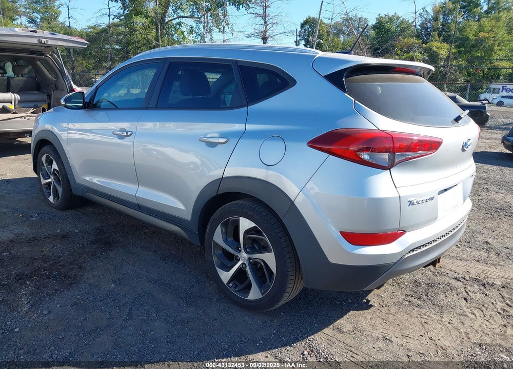 2016 HYUNDAI TUCSON SPORT VIN: KM8J3CA22GU240405