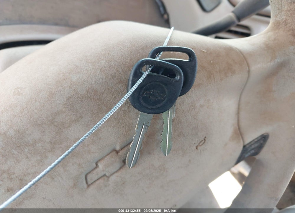 2001 CHEVROLET IMPALA VIN: 2G1WF55E619262258