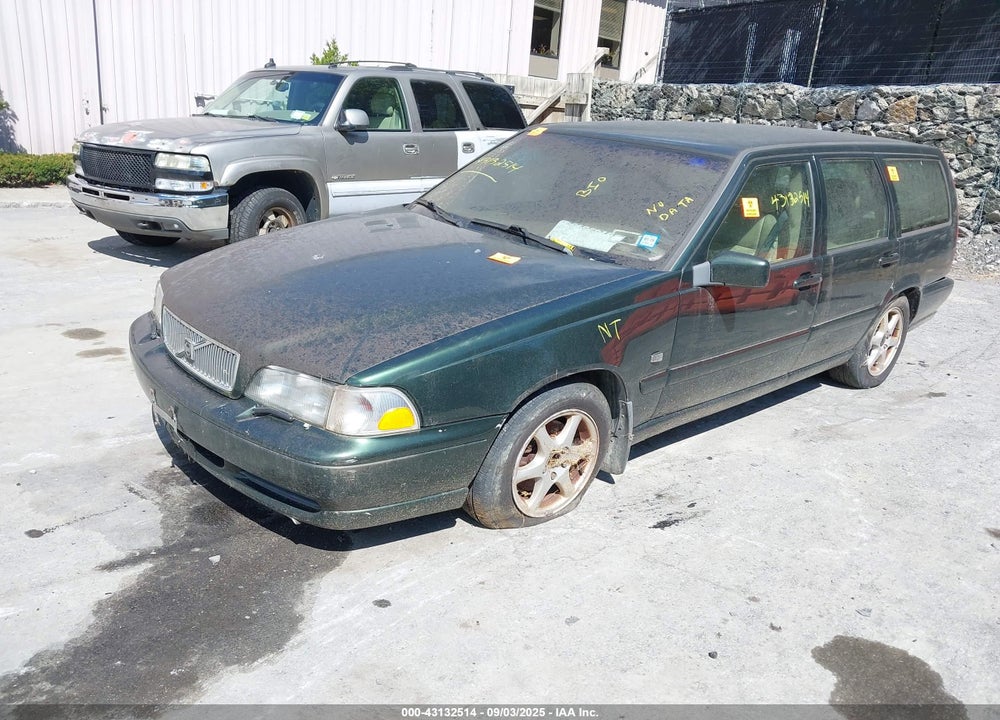 2000 VOLVO V70 GLT VIN: YV1LW56D7Y2689791
