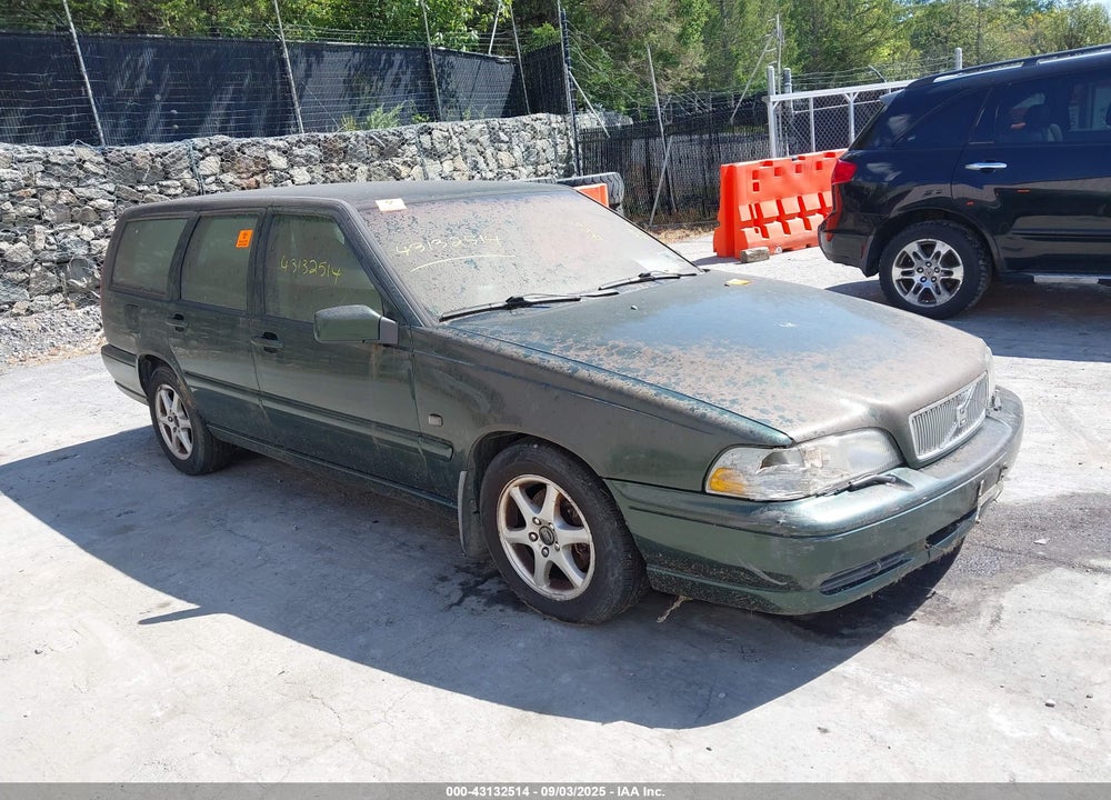 2000 VOLVO V70 GLT VIN: YV1LW56D7Y2689791