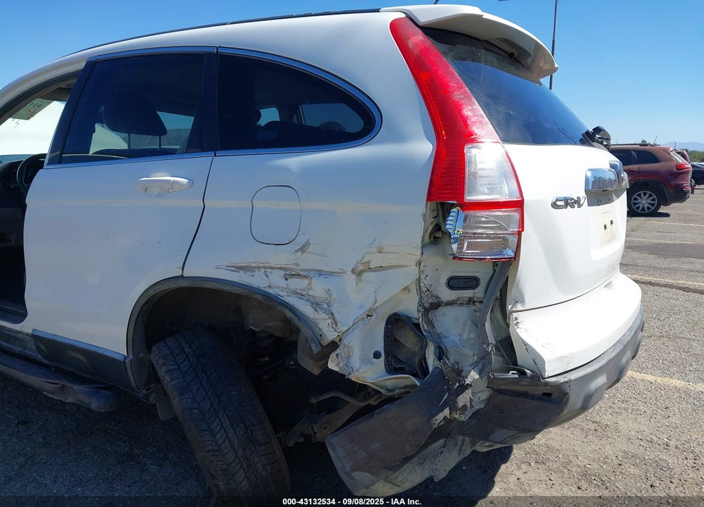 2009 HONDA CR-V VIN: JHLRE38749C004384