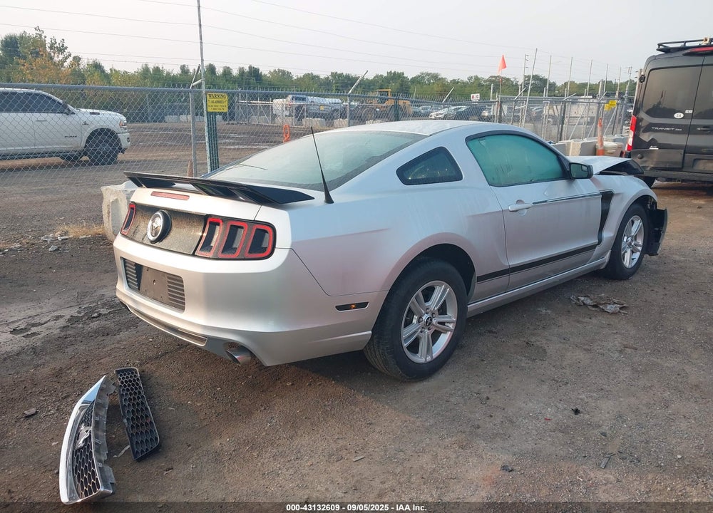 2013 FORD MUSTANG VIN: 1ZVBP8AM0D5228624
