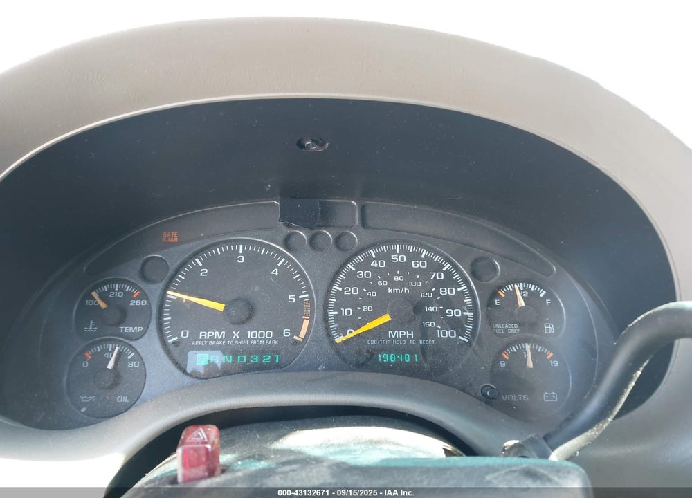 1999 CHEVROLET BLAZER LS VIN: 1GNDT13W5X2165322