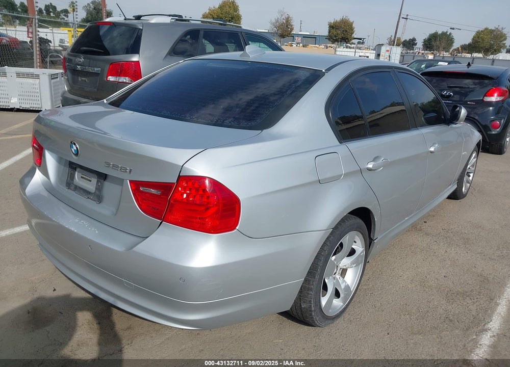2011 BMW 3 SERIES VIN: WBAPH7G54BNM55034