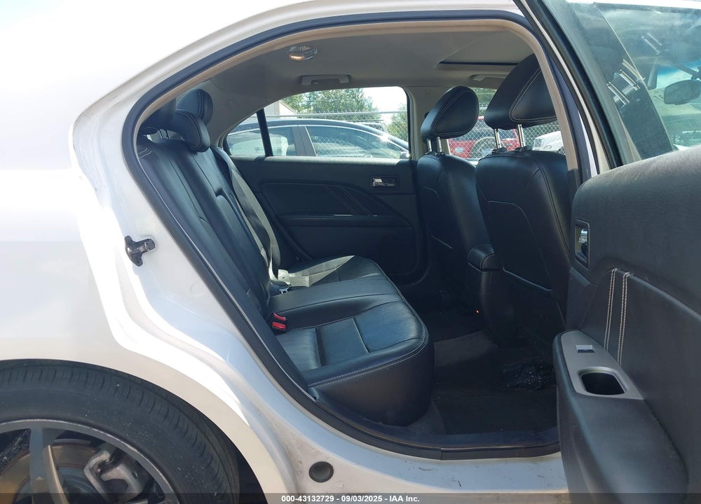2011 FORD FUSION VIN: 3FAHP0KC9BR317399