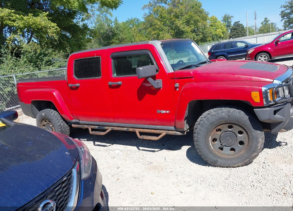 2009 HUMMER H3 VIN: 5GNEN13E498142256