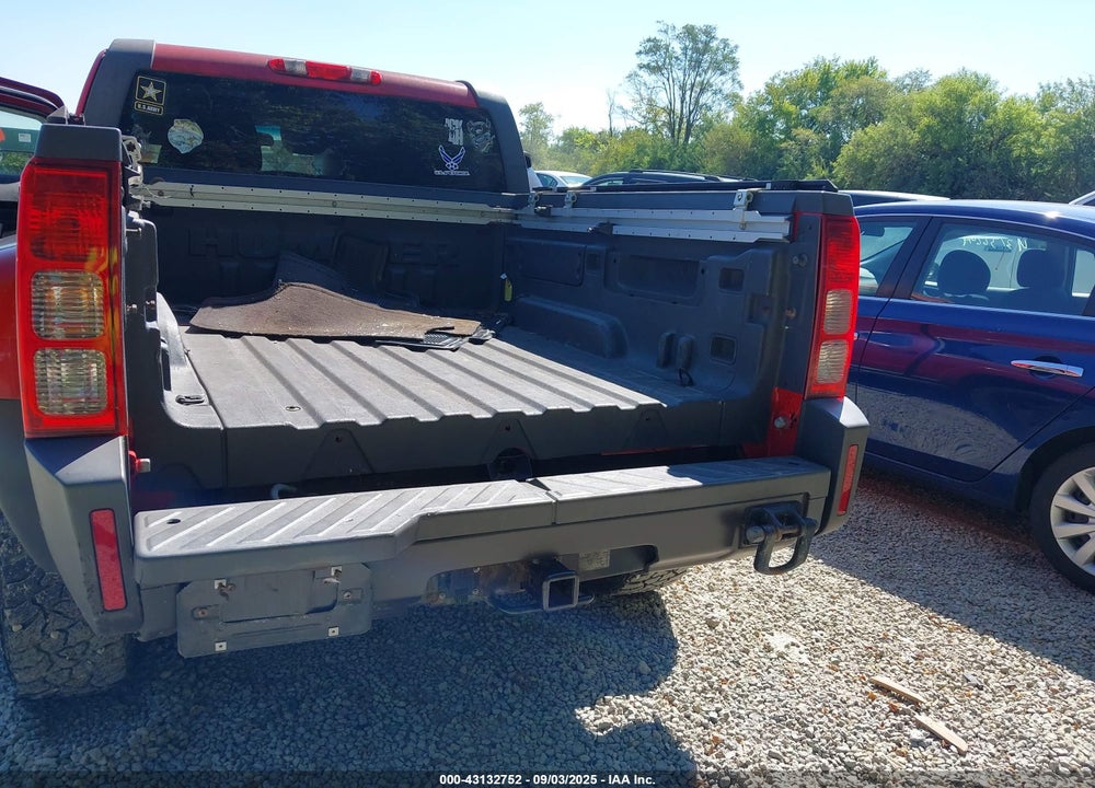 2009 HUMMER H3 VIN: 5GNEN13E498142256