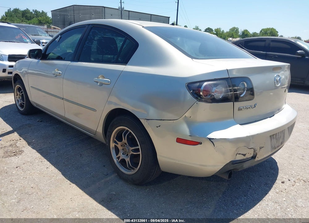 2007 MAZDA 3 I SPORT VIN: JM1BK12F071764008