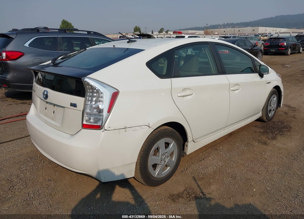 2011 TOYOTA PRIUS VIN: JTDKN3DU9B1447304