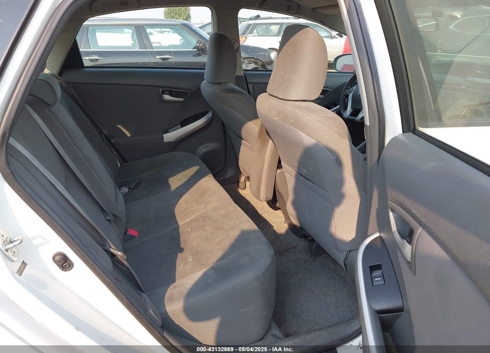 2011 TOYOTA PRIUS VIN: JTDKN3DU9B1447304