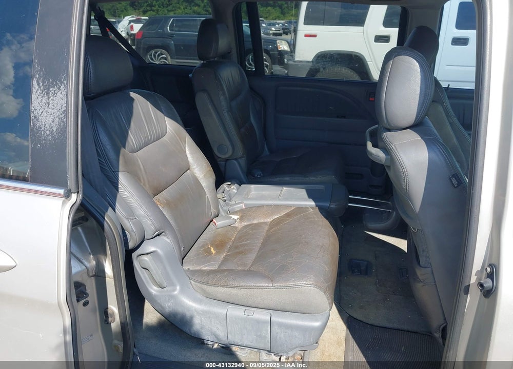 2005 HONDA ODYSSEY EX-L VIN: 5FNRL38785B053913